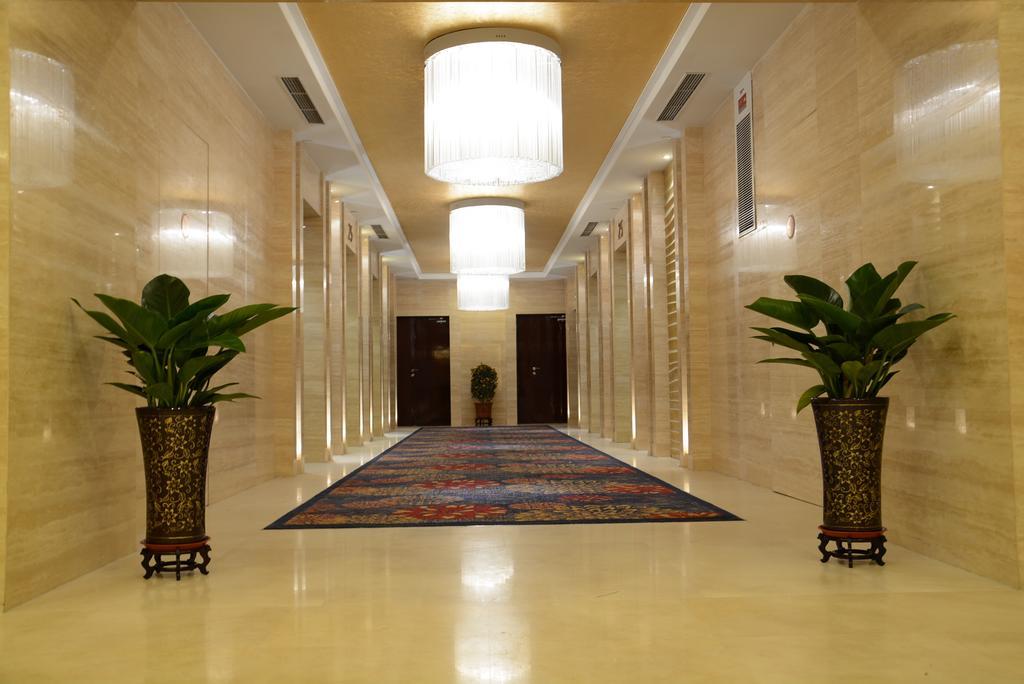 Parkview Hotel Taiyuan Exterior photo